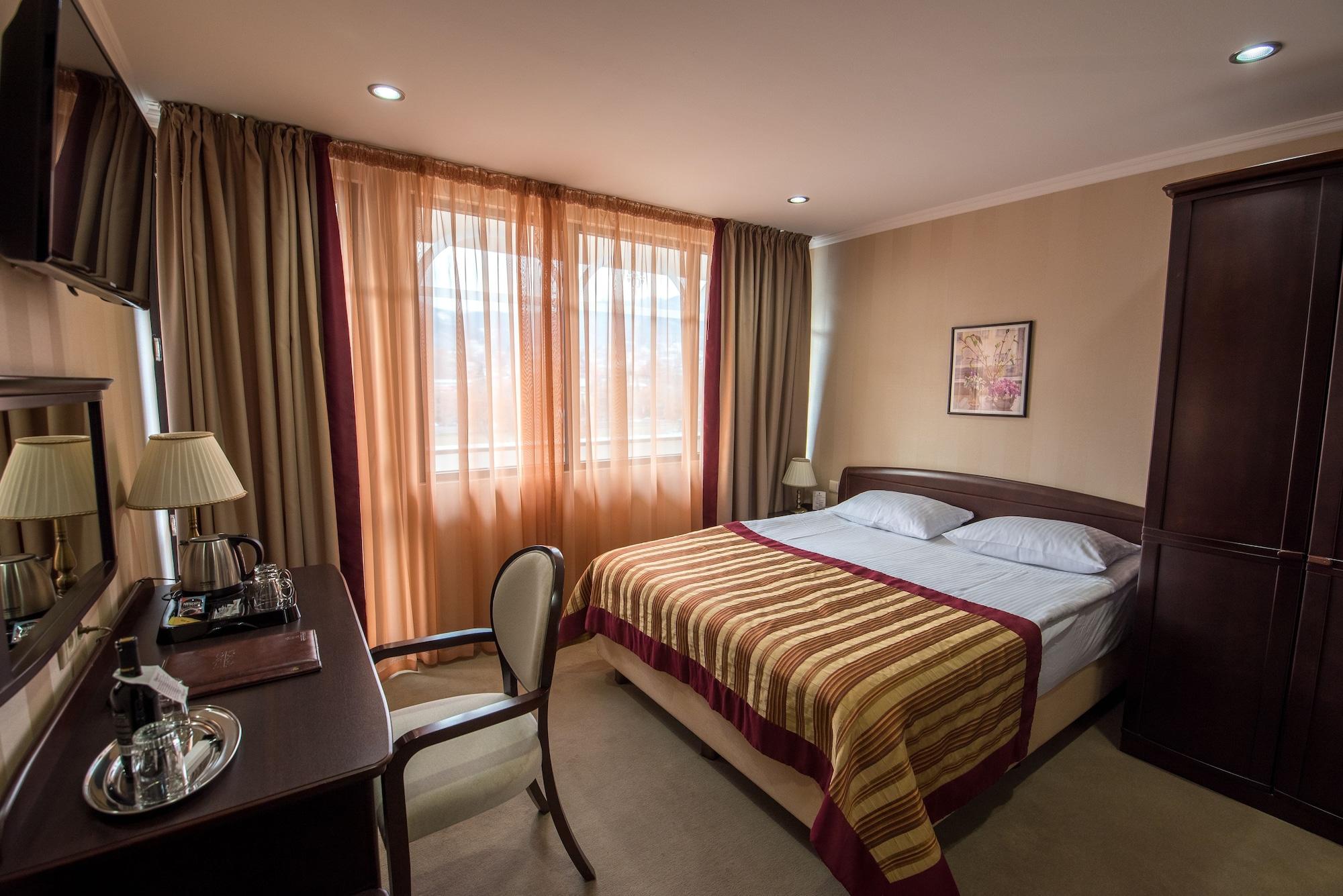 Hotel Rikhe Monika Tbilisi Zewnętrze zdjęcie