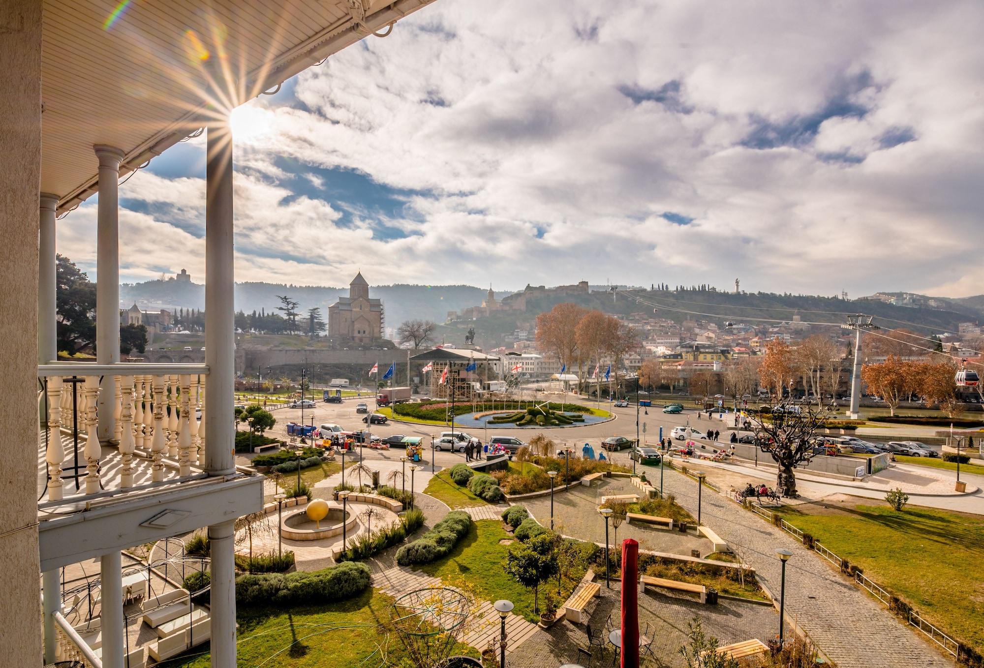 Hotel Rikhe Monika Tbilisi Zewnętrze zdjęcie