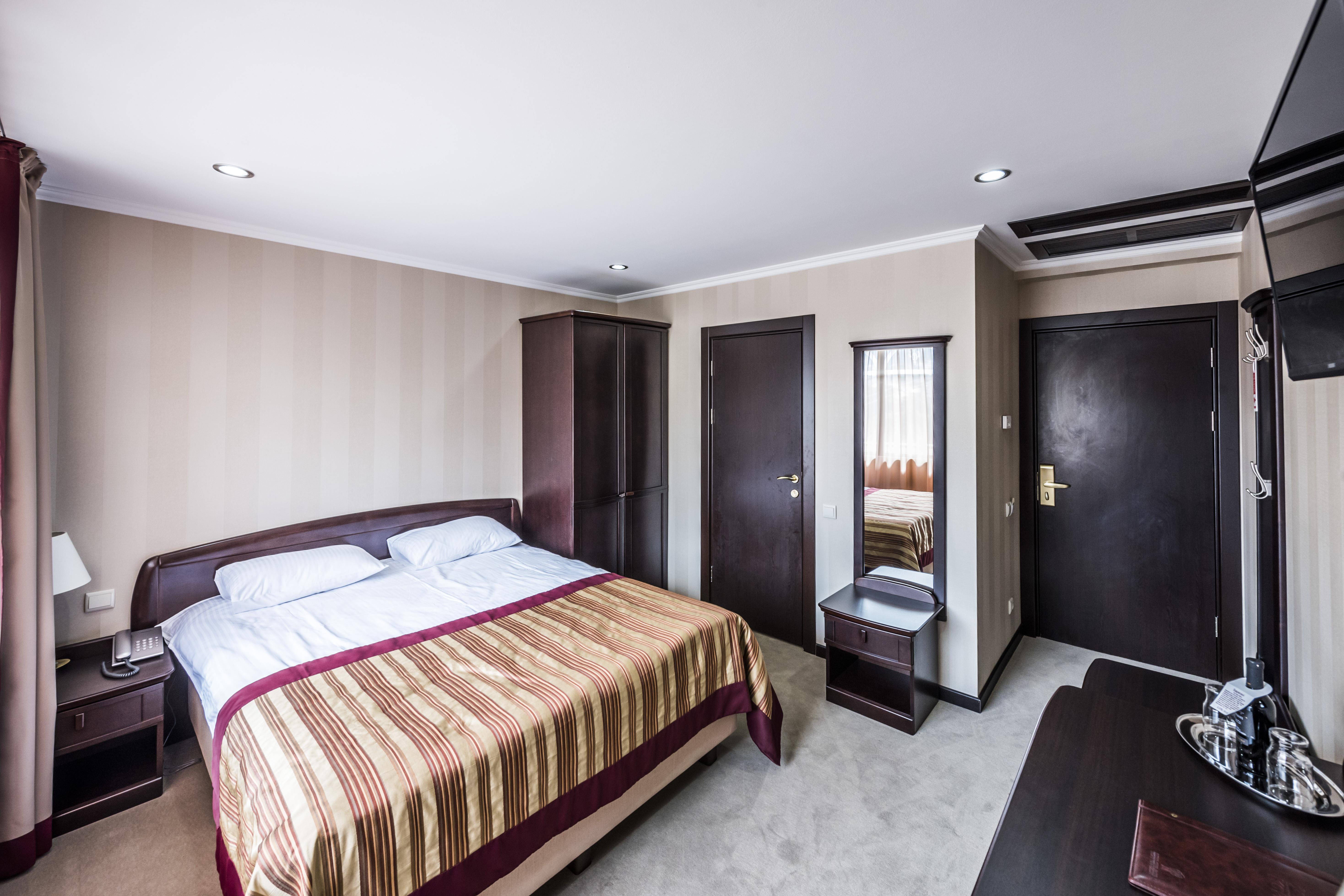 Hotel Rikhe Monika Tbilisi Zewnętrze zdjęcie