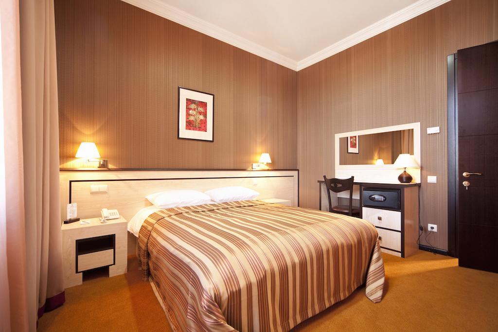 Hotel Rikhe Monika Tbilisi Pokój zdjęcie