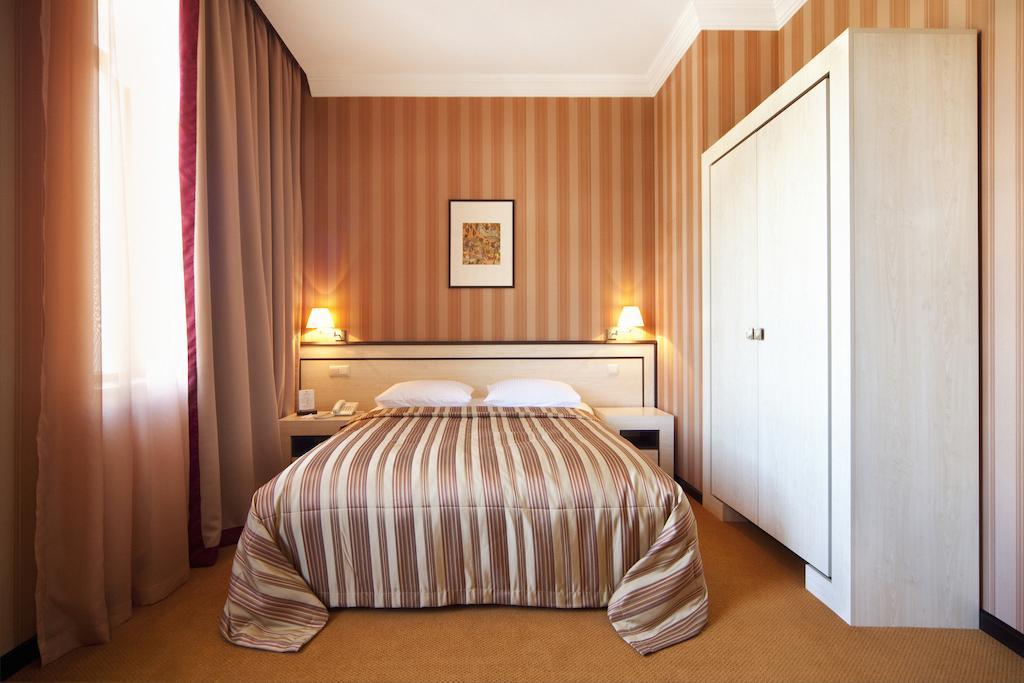 Hotel Rikhe Monika Tbilisi Zewnętrze zdjęcie