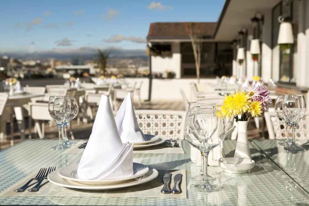 Hotel Rikhe Monika Tbilisi Zewnętrze zdjęcie