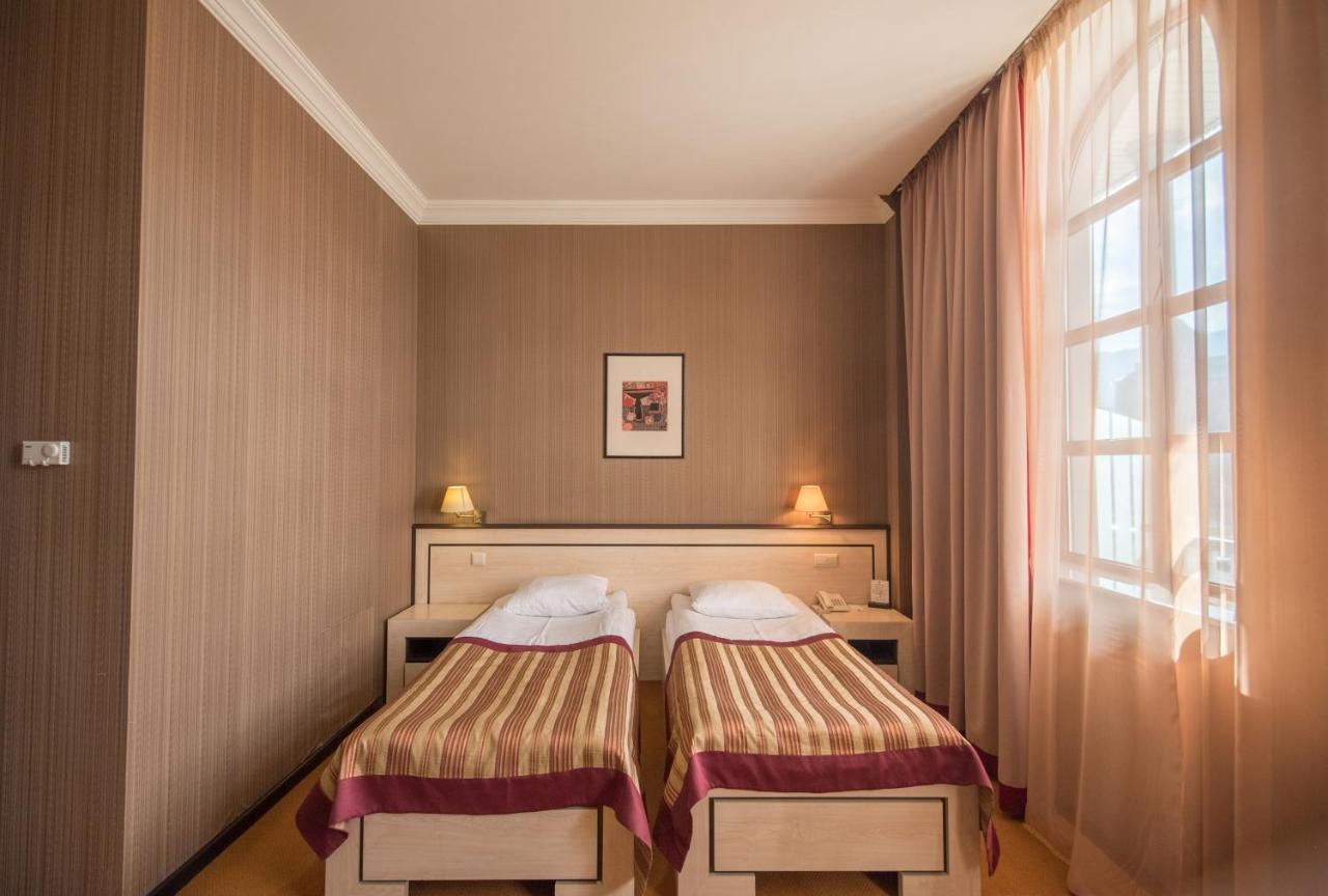 Hotel Rikhe Monika Tbilisi Zewnętrze zdjęcie