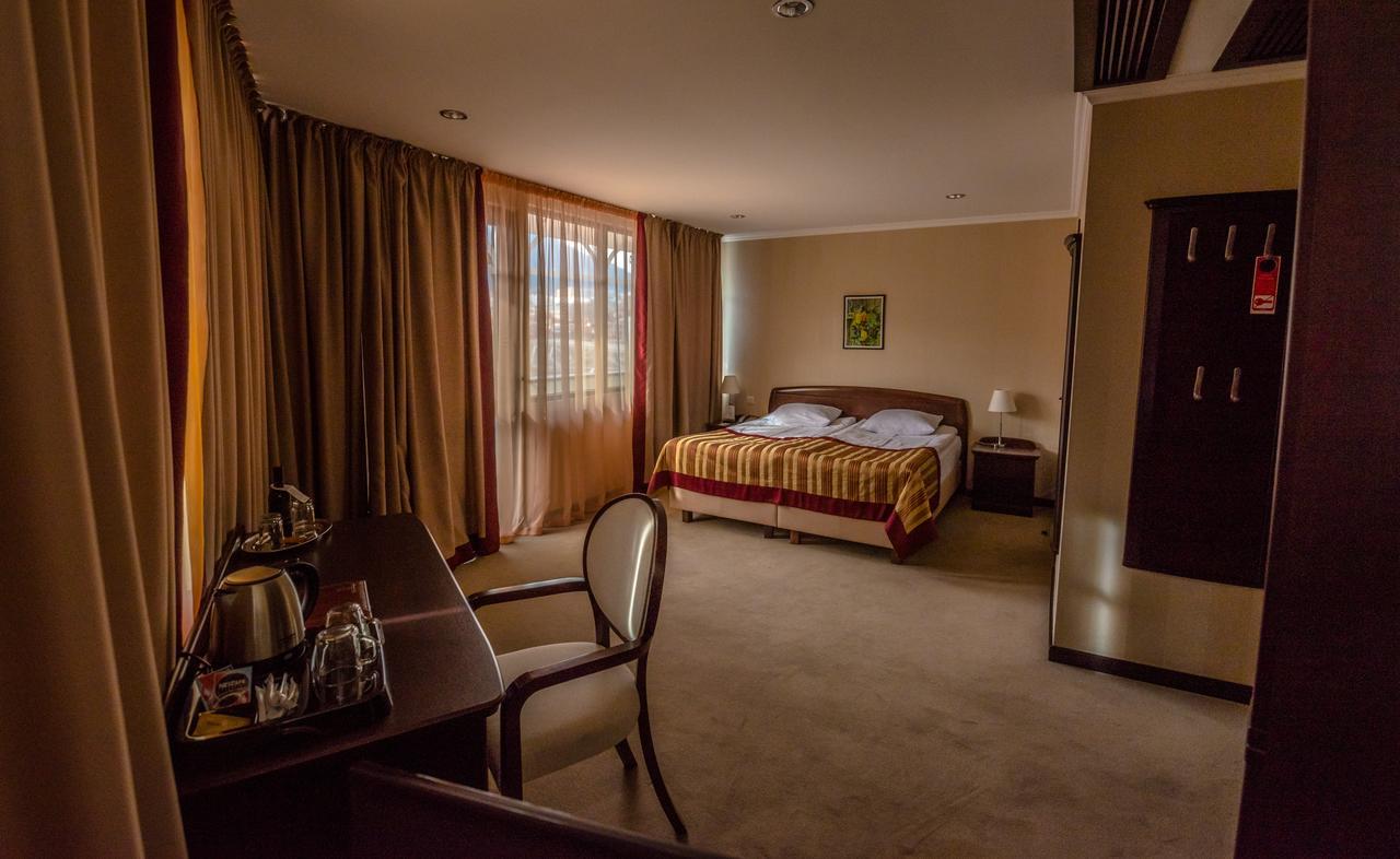 Hotel Rikhe Monika Tbilisi Zewnętrze zdjęcie