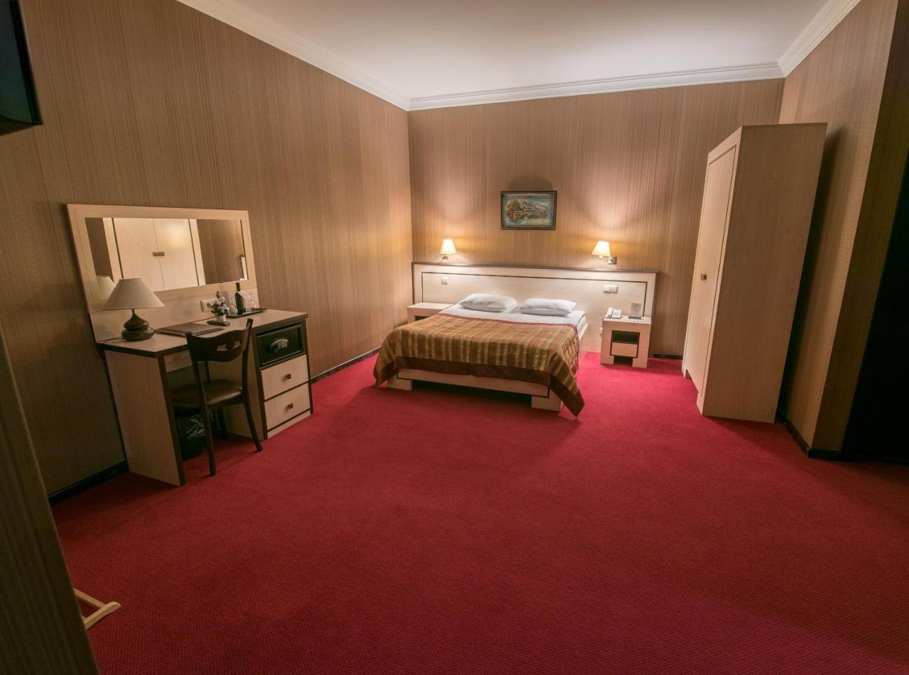 Hotel Rikhe Monika Tbilisi Zewnętrze zdjęcie